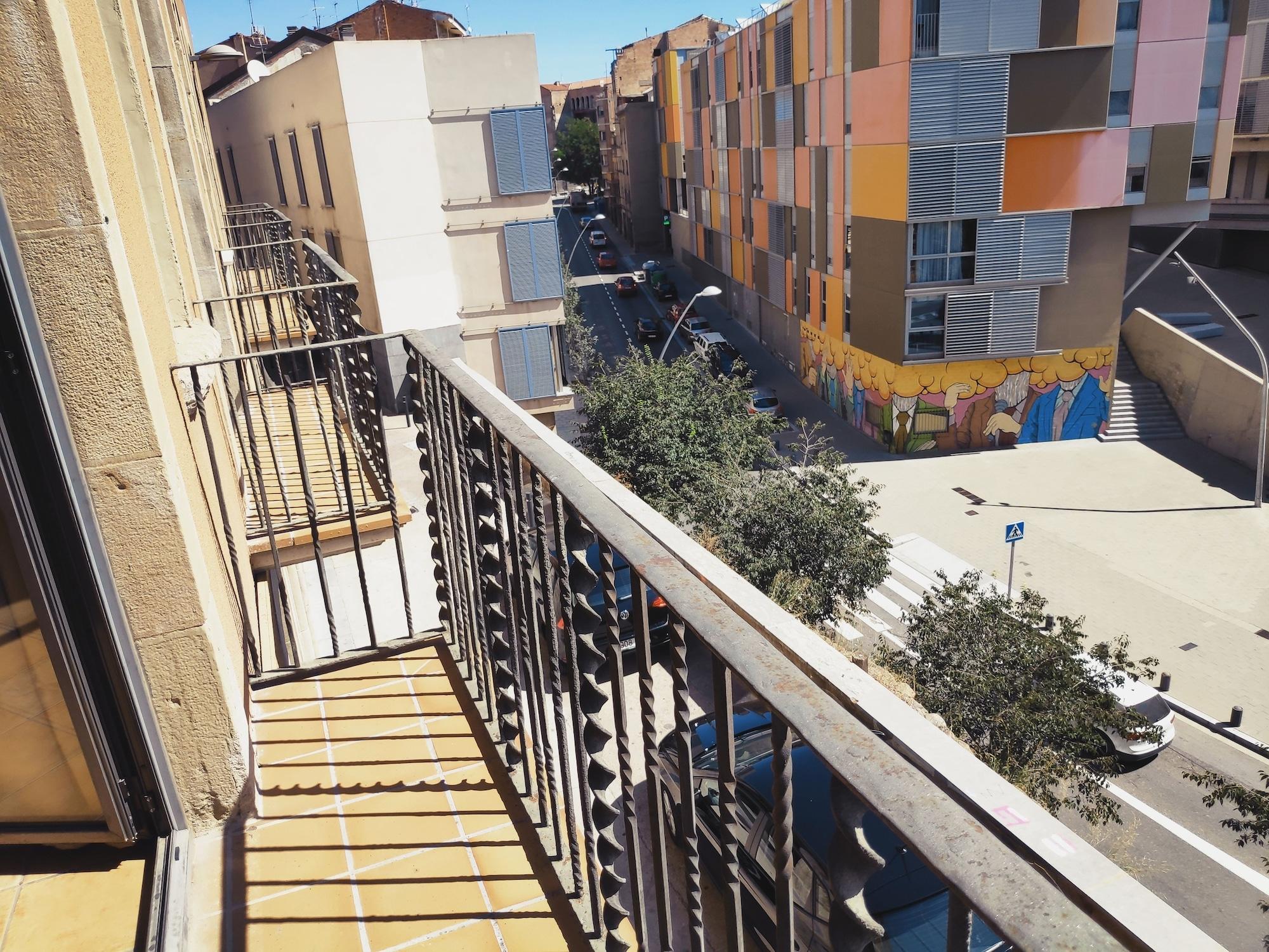 Urbi Apartments Manresa Eksteriør billede