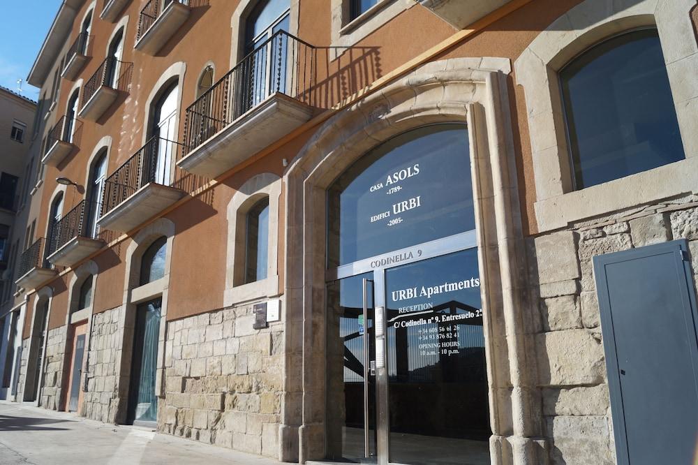 Urbi Apartments Manresa Eksteriør billede