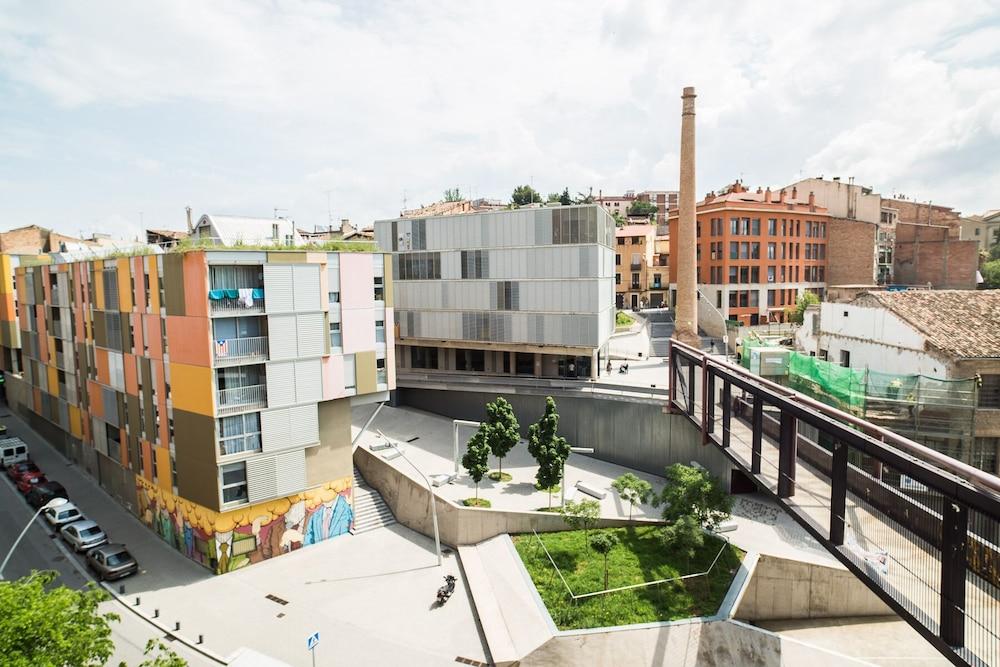 Urbi Apartments Manresa Eksteriør billede